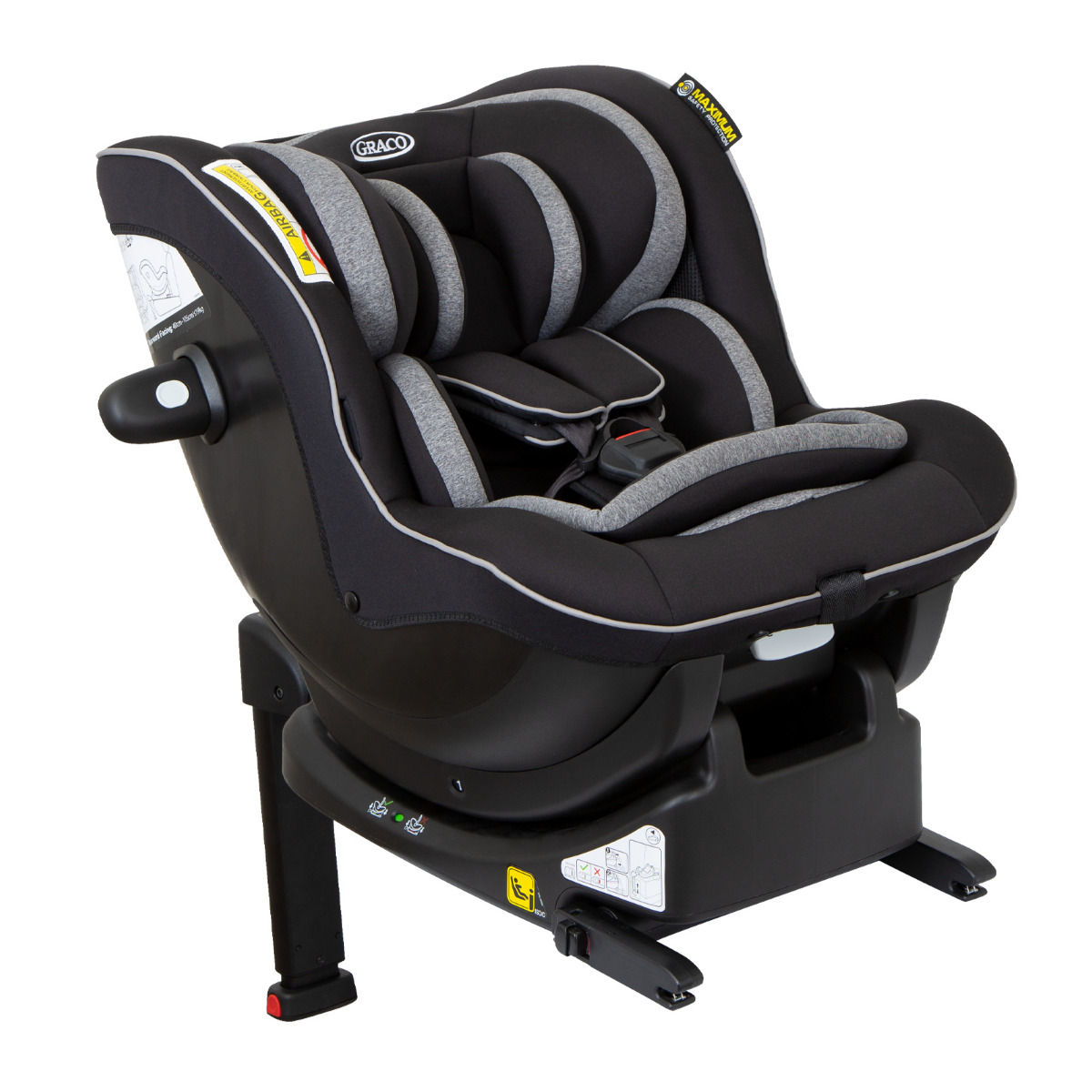 Three quarter view of Graco Ascent car seat with IsoFamily i-Size ISOFIX base