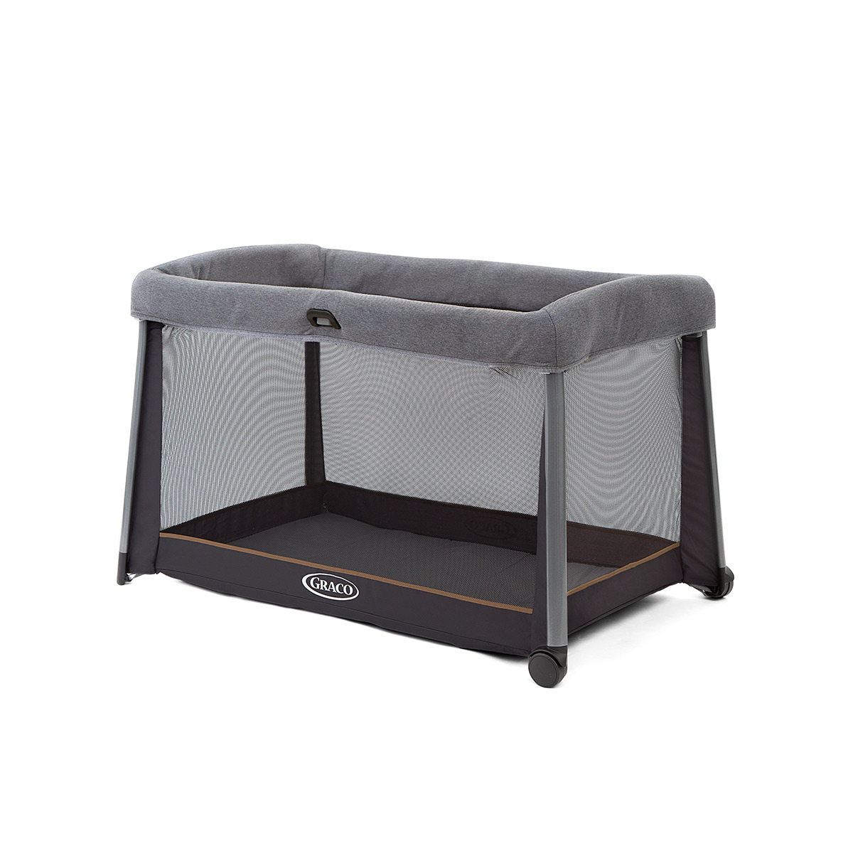 Lit de voyage léger Graco FoldLite gris, angle trois quarts sur fond blanc