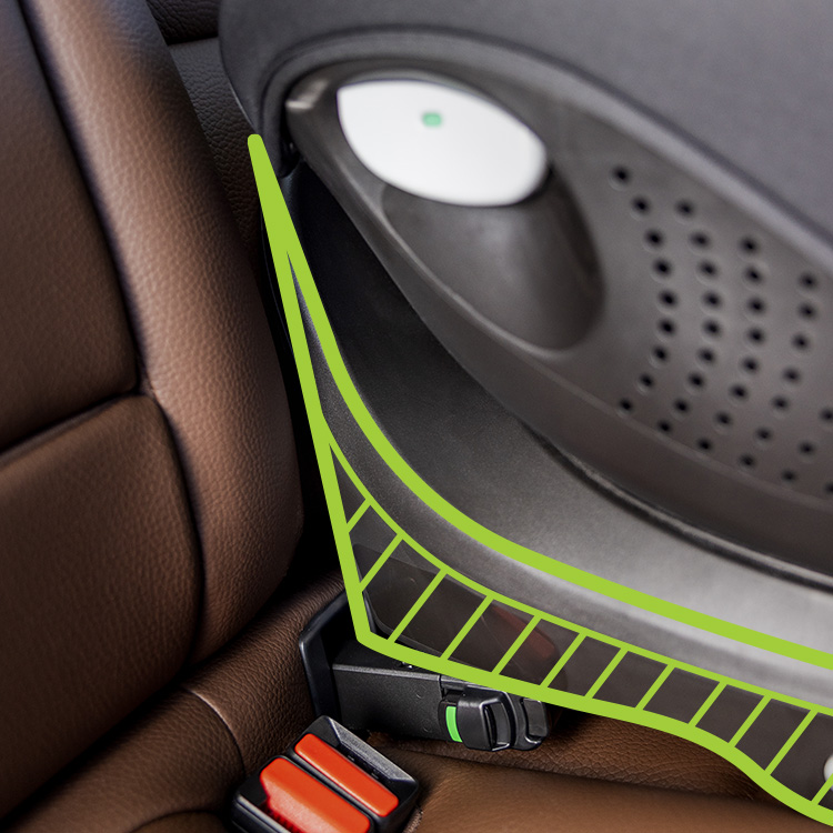 Close up of the side impact protection pod on Graco Turn2Me DLX i-Size R129.