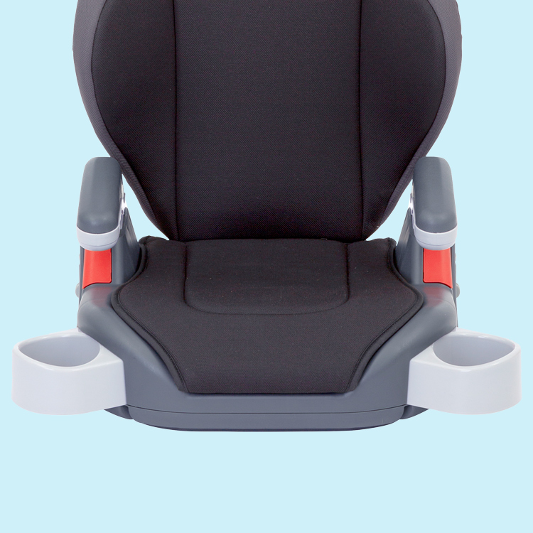 2 retractable cupholders in Graco Junior Maxi car seat