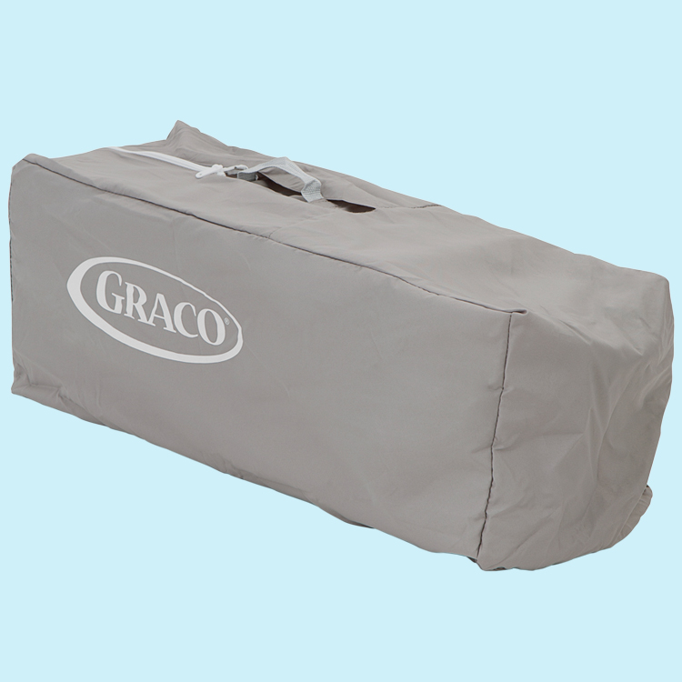Graco Roll a Bed riposto nella borsa per il trasporto
