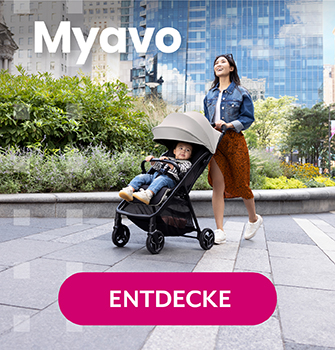 Graco Myavo Schnellklappbarer Kinderwagen im Dreiviertelwinkel auf weißem Hintergrund