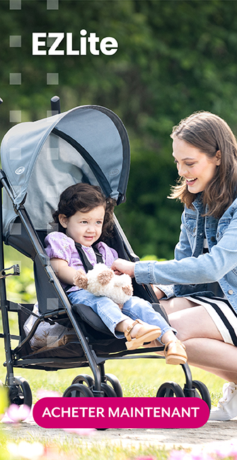Poussette Graco Breaze Lite 2, modèle Midnight, vue de trois quarts sur fond blanc