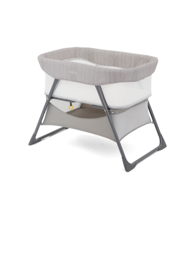 Graco Side-by-Side &agrave; trois quarts d'angle sur fond blanc