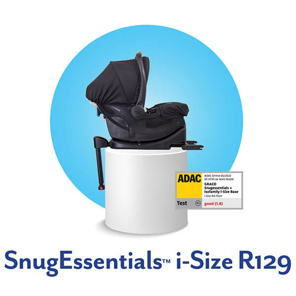 Silla portabebés SnugEssentials™ i-Size de Graco y base para silla de coche IsoFamily™ i-Size ISOFIX sobre pedestal blanco